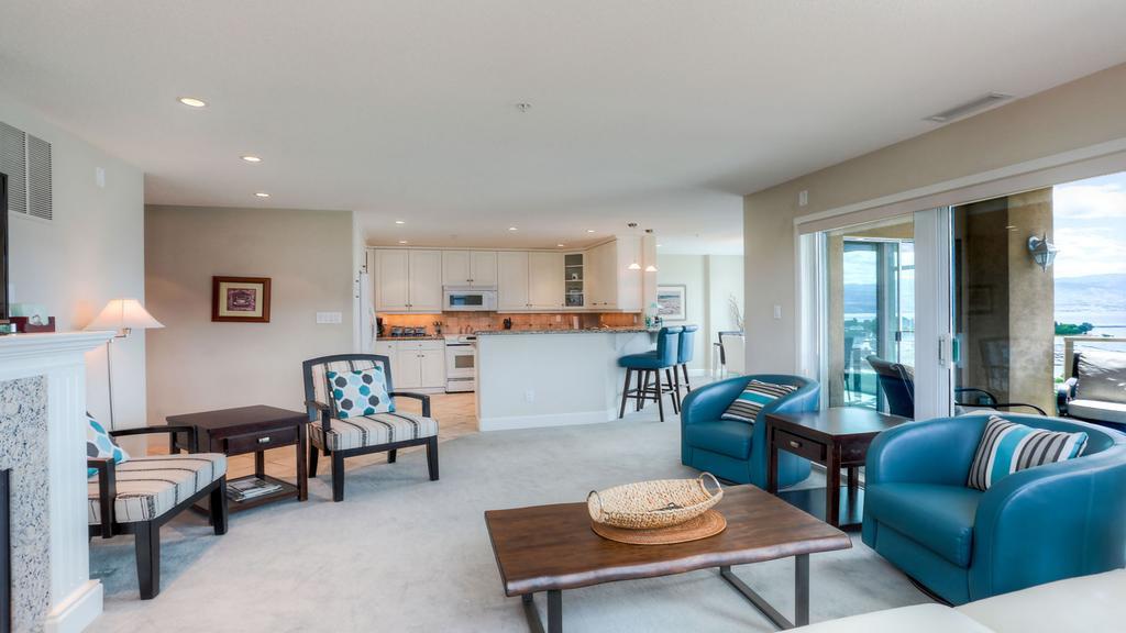 Sunset Waterfront Resort By Kelownacondorentals Exteriör bild
