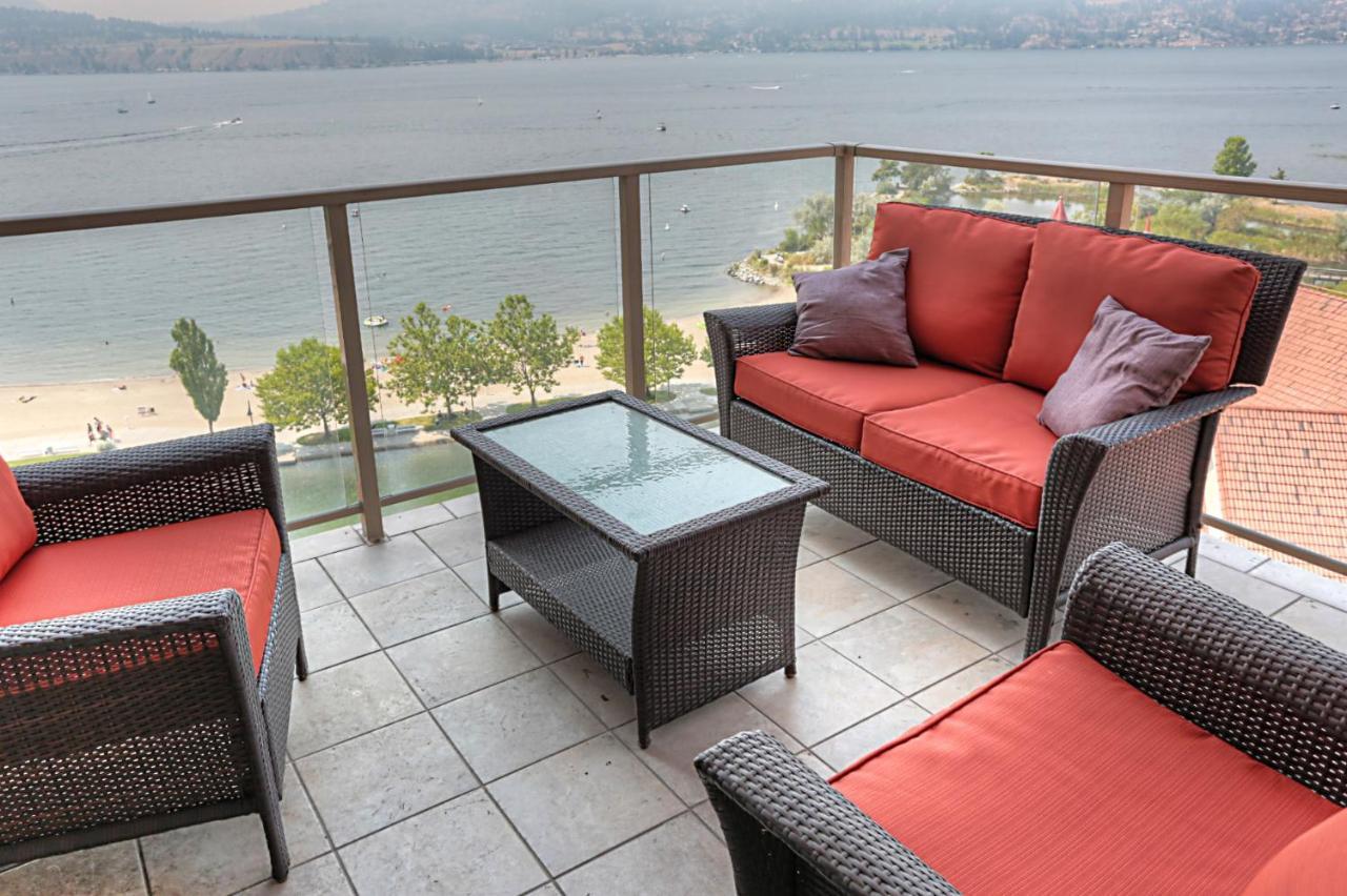 Sunset Waterfront Resort By Kelownacondorentals Exteriör bild